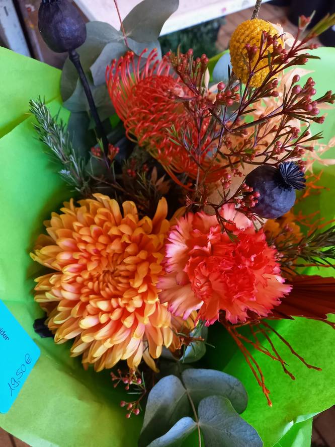 Image - Bouquet in orange/red