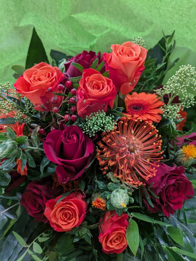 Image - Bouquet in orange/red