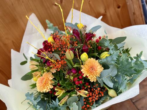 Blütenzauber in warmen Farbnuancen