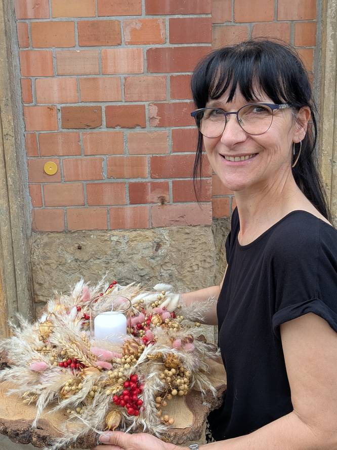 Image - Workshop: Fall Wreath with a Lantern