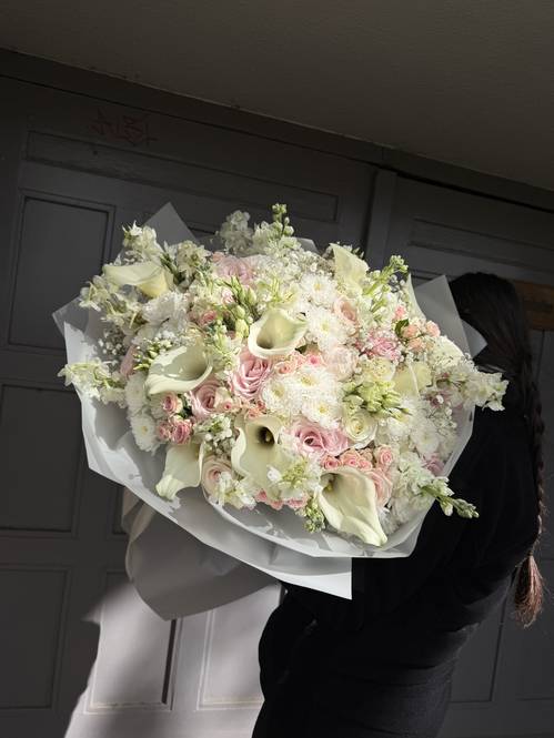 Mixed signature bouquet