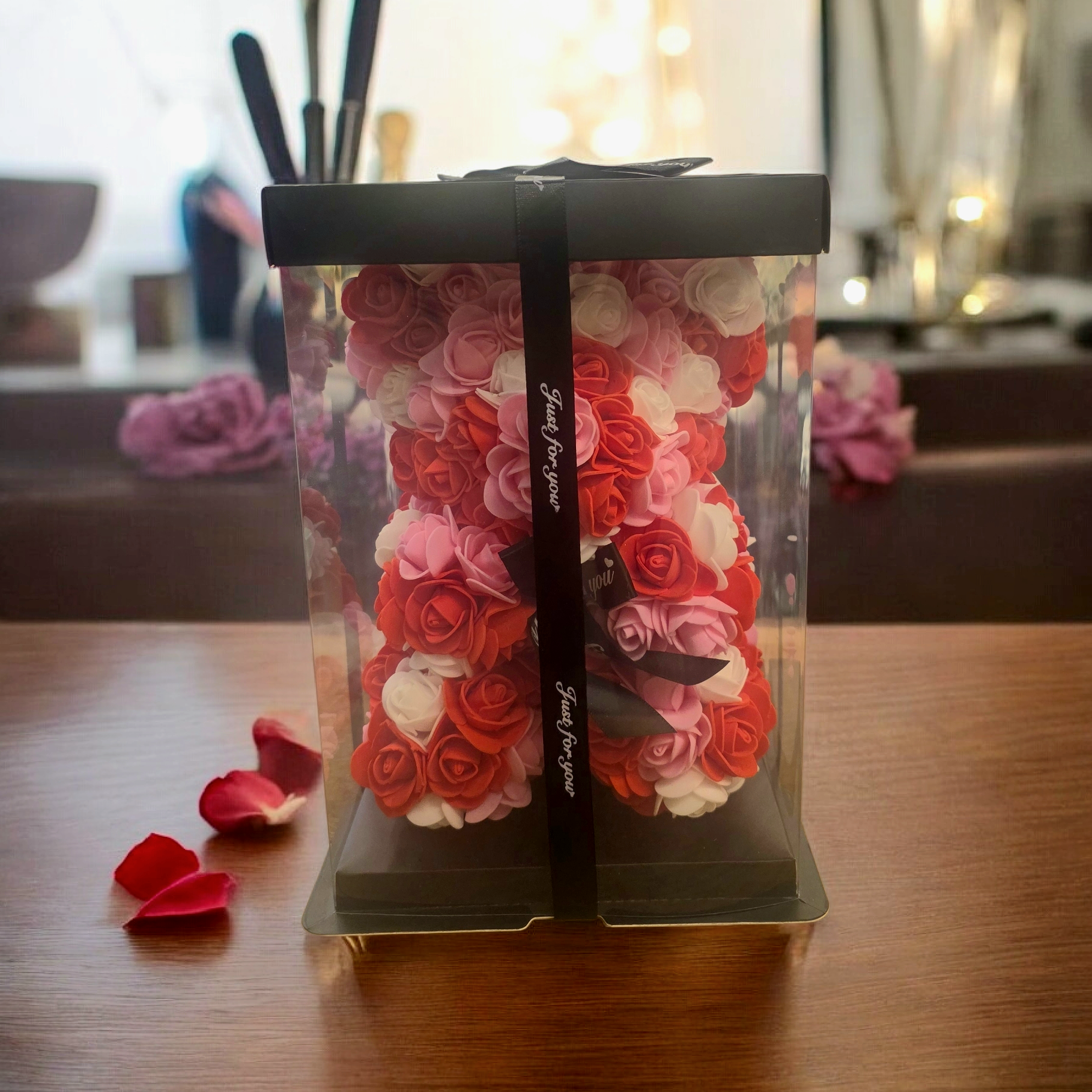 Rose bear in gift box - zoom