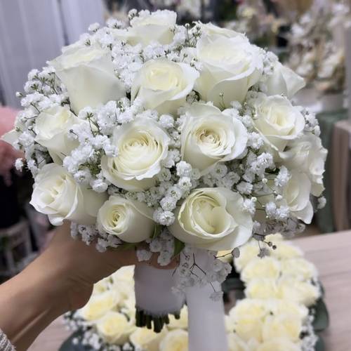 Image - Brautstrauß, weiße Rosen Schleierkraut 