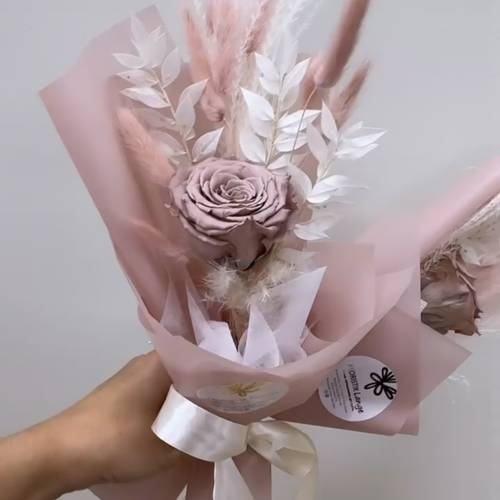 Preserved rose, best before 1-3 years