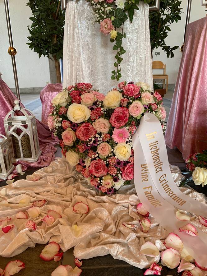 Image - Herz mit Rosen