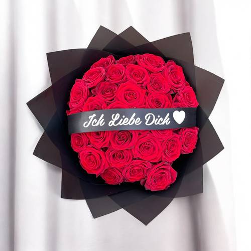 Roter Rosenstrauß mit Beschriftung Roter Rosenstrauß mit Beschriftung