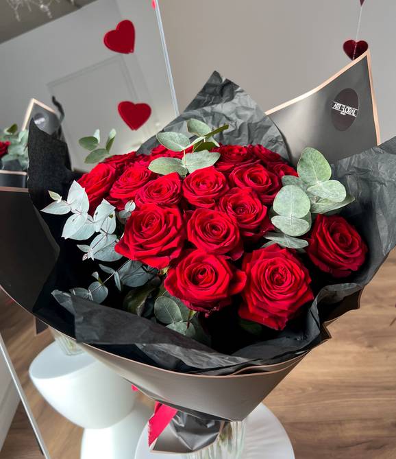 Love in Black Flower Bouquet