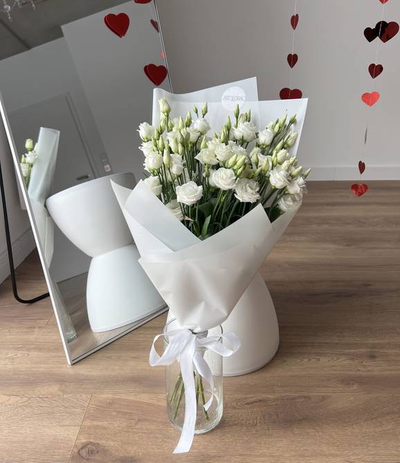 Image - Blumenstrauß „Lisianthus“