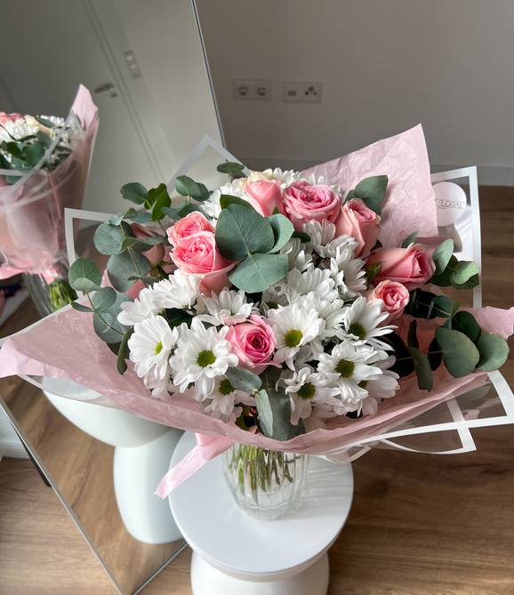 Image - Blumenstrauß „Rosétraum mit Eucalyptusduft“