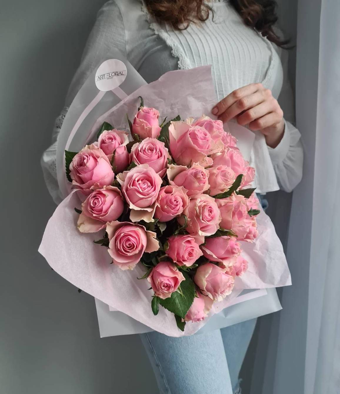 30 Pink Roses Bouquet - zoom