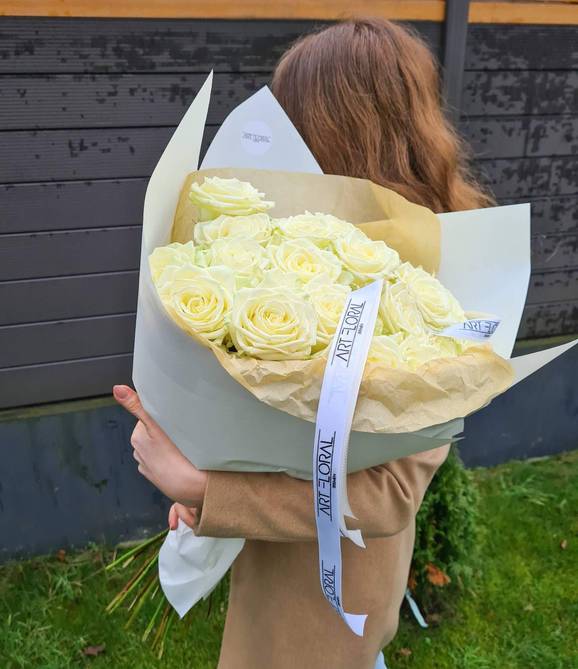 White Cloud Flower Bouquet