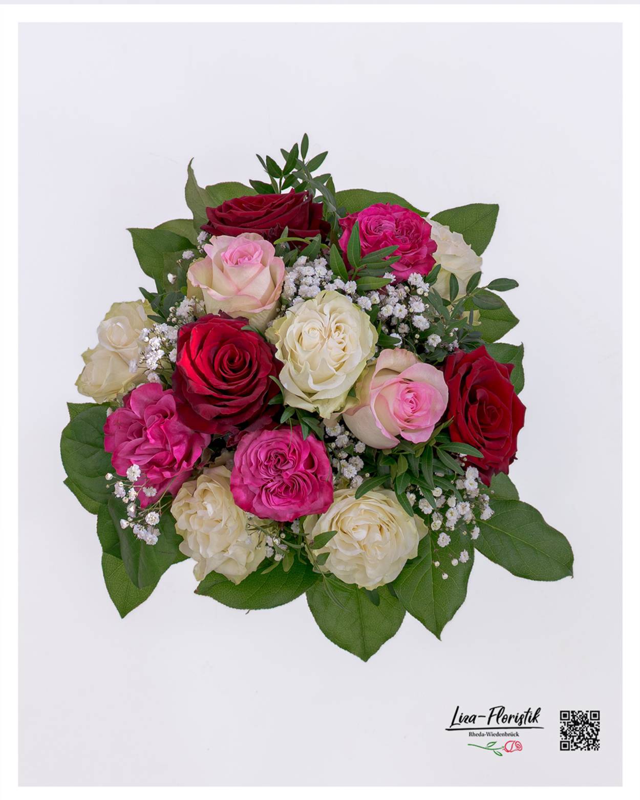 Colorful bouquet with roses - zoom