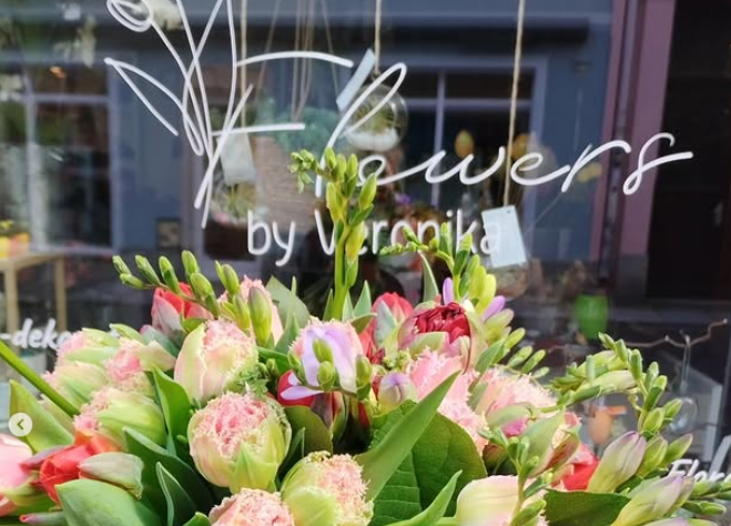Flowers by Veronika