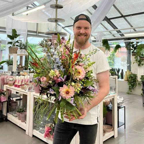 Hannes  Schrader - Prom de la Fleur by Hannes Schrader